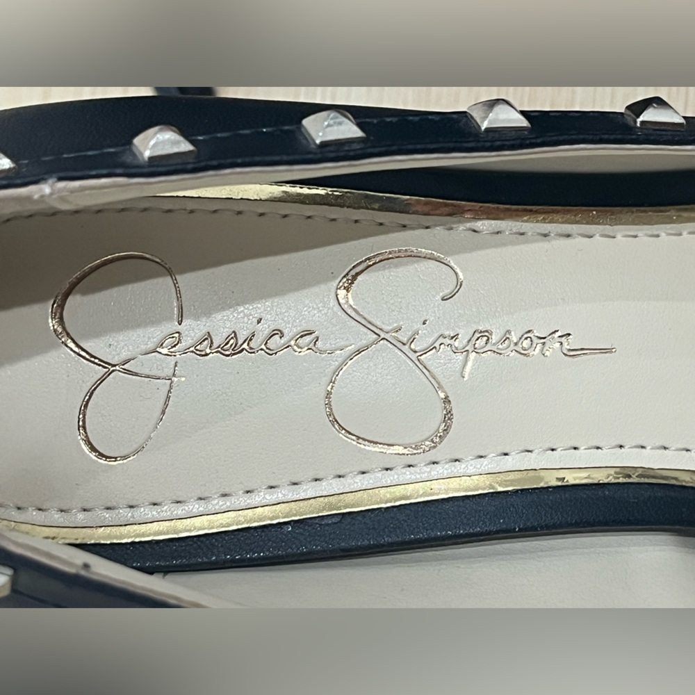 Jessica Simpson Size 8 Black Pointy Toe Pumps with Gold Studs. - Picture 6 of 9